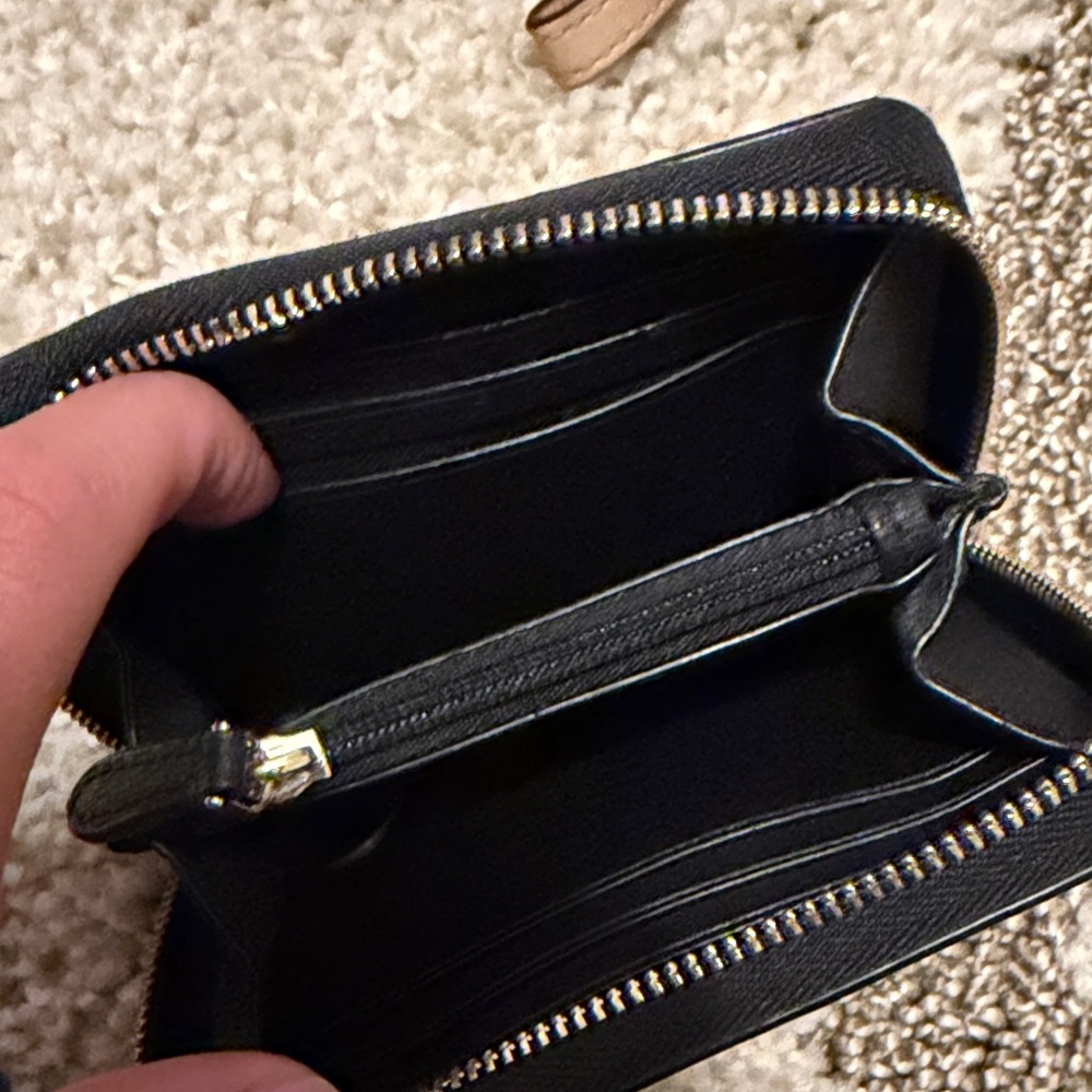 Kate Spade Black and White Floral Wallet - Picture 2 of 4